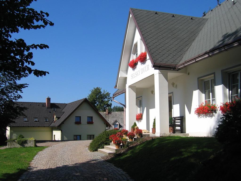 Selsky Dvur 1 Hotel Police nad Metují Buitenkant foto